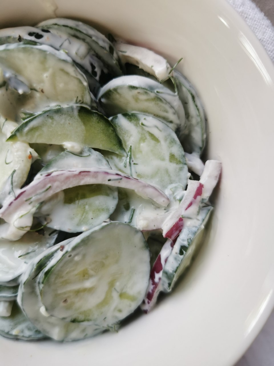 Salade de concombre au yogourt grec